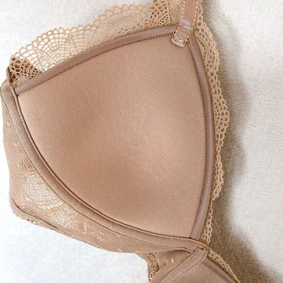 Vanity Fair Wireless Lace Bralette Honey Beige Large Bra Lightly Padded Comfy - Picture 7 of 12